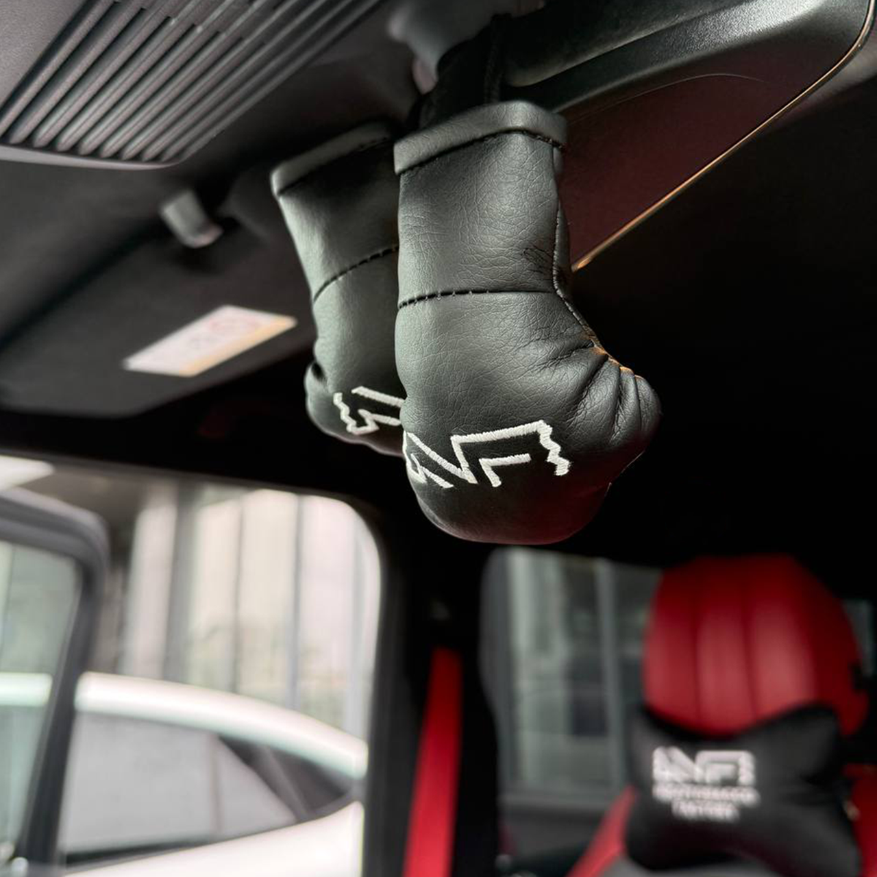 nicotobacco-mini-boxing-gloves-merch-boxhandschuhe-deko image 3